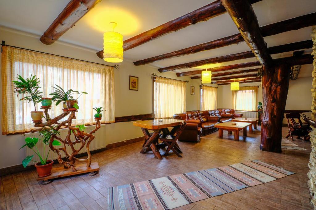 Resort Cheile Gradistei Moieciu Моечиу-де-Сус Номер фото