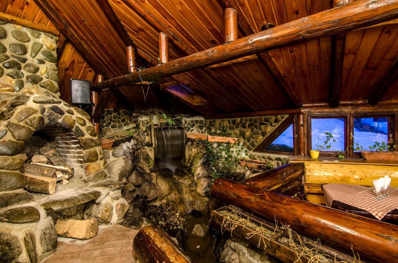 Resort Cheile Gradistei Moieciu Моечиу-де-Сус Экстерьер фото