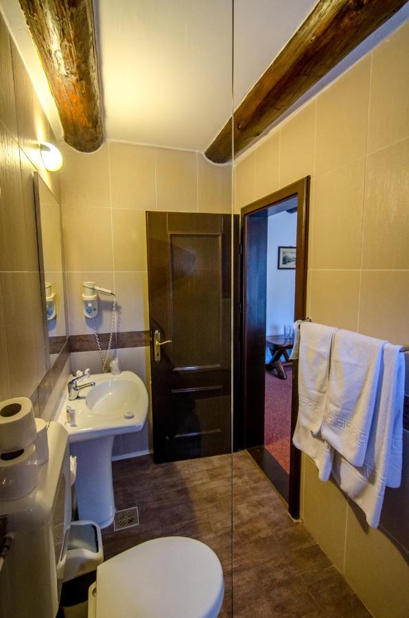 Resort Cheile Gradistei Moieciu Моечиу-де-Сус Экстерьер фото