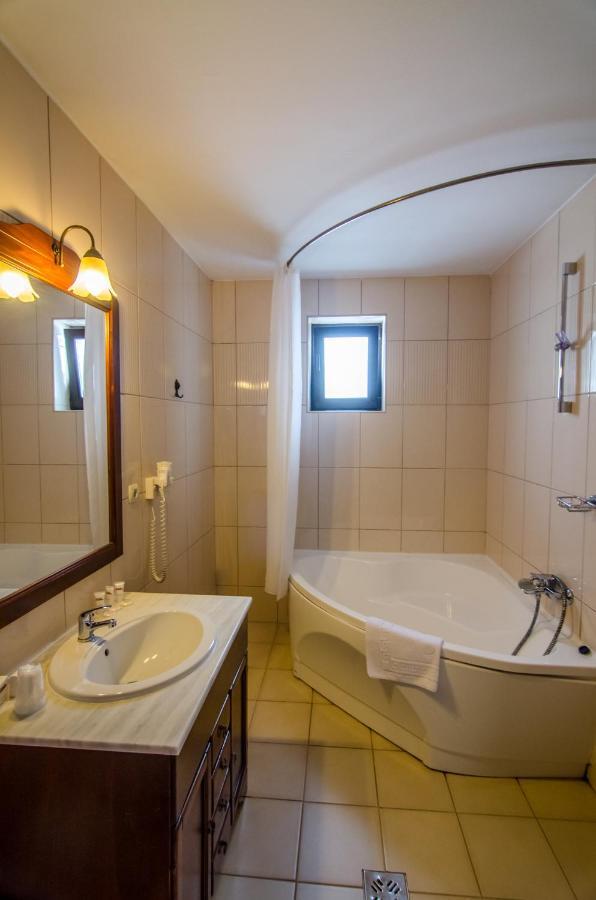 Resort Cheile Gradistei Moieciu Моечиу-де-Сус Экстерьер фото