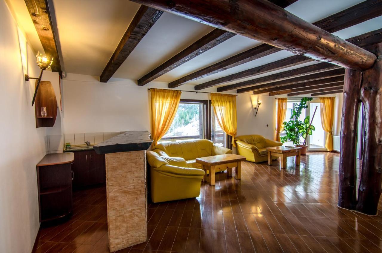 Resort Cheile Gradistei Moieciu Моечиу-де-Сус Экстерьер фото