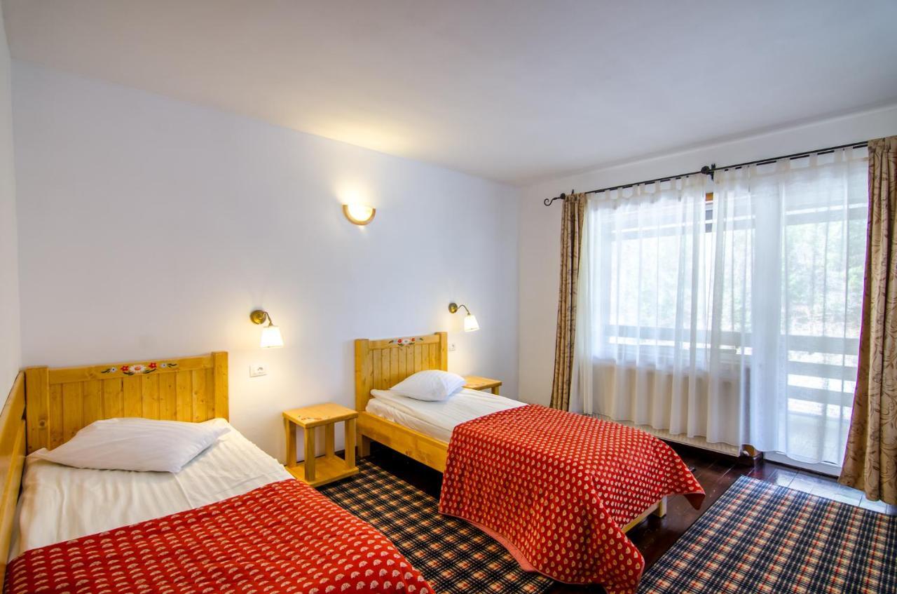 Resort Cheile Gradistei Moieciu Моечиу-де-Сус Экстерьер фото