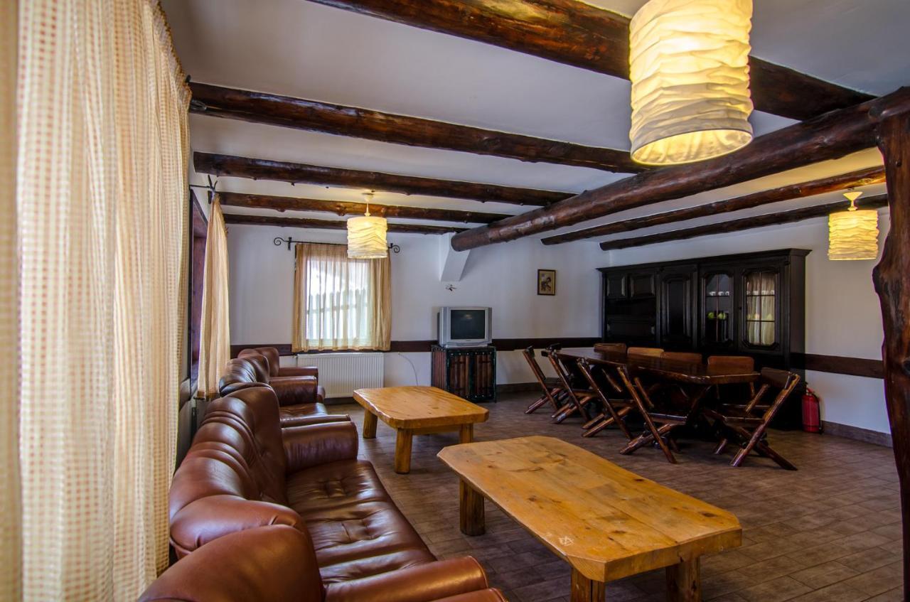 Resort Cheile Gradistei Moieciu Моечиу-де-Сус Экстерьер фото